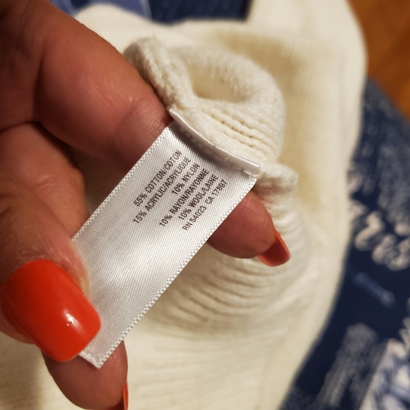 CABLE SWEATER - Picture 8 of 9